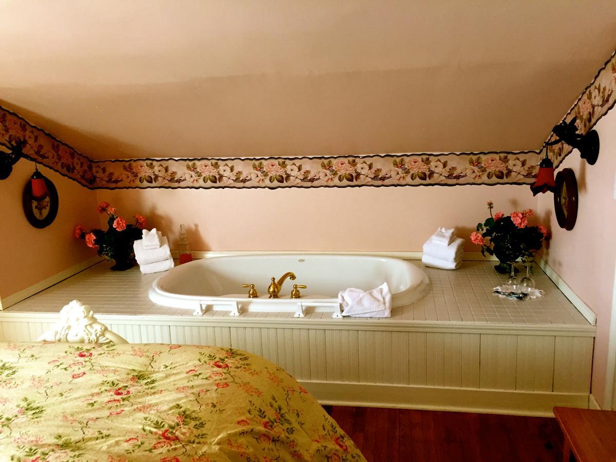 Annie Wiggins Guest House Galena Kültér fotó